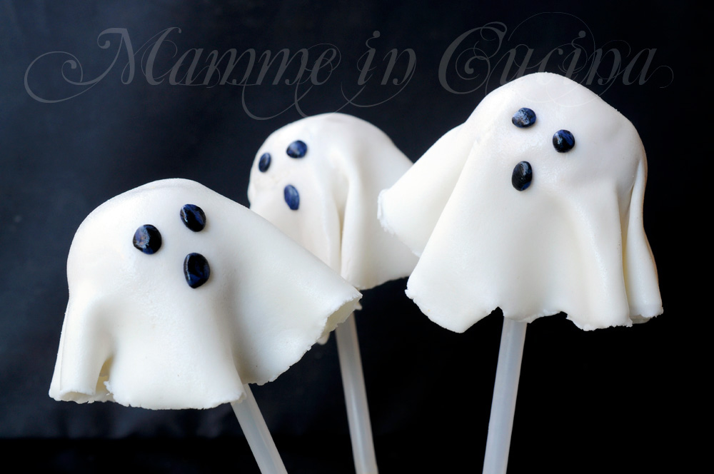 cakepops-fantasmini-halloween-ricetta-bambini-11