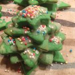 Albero di Natale con biscotti a forma di stella: ecco come fare