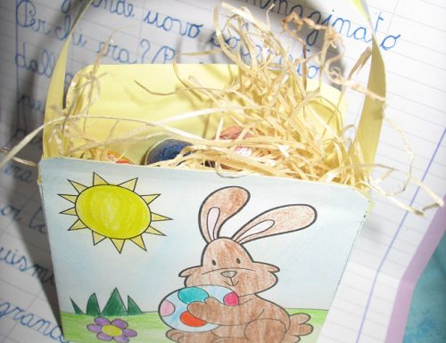Cestino di Pasqua con un coniglietto