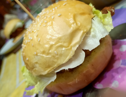 Panini al latte per hamburger o panini bottoncini: la ricetta