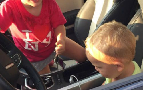 Viaggiare in macchina con bambini senza impazzire!